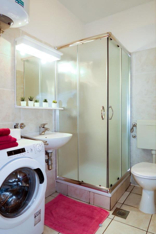 Apartment Andrea - Rab102 By Interhome Barbat na Rabu ภายนอก รูปภาพ
